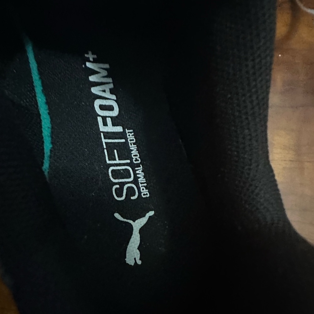 Women's Black Athletic Shoes - Picture 2 of 8